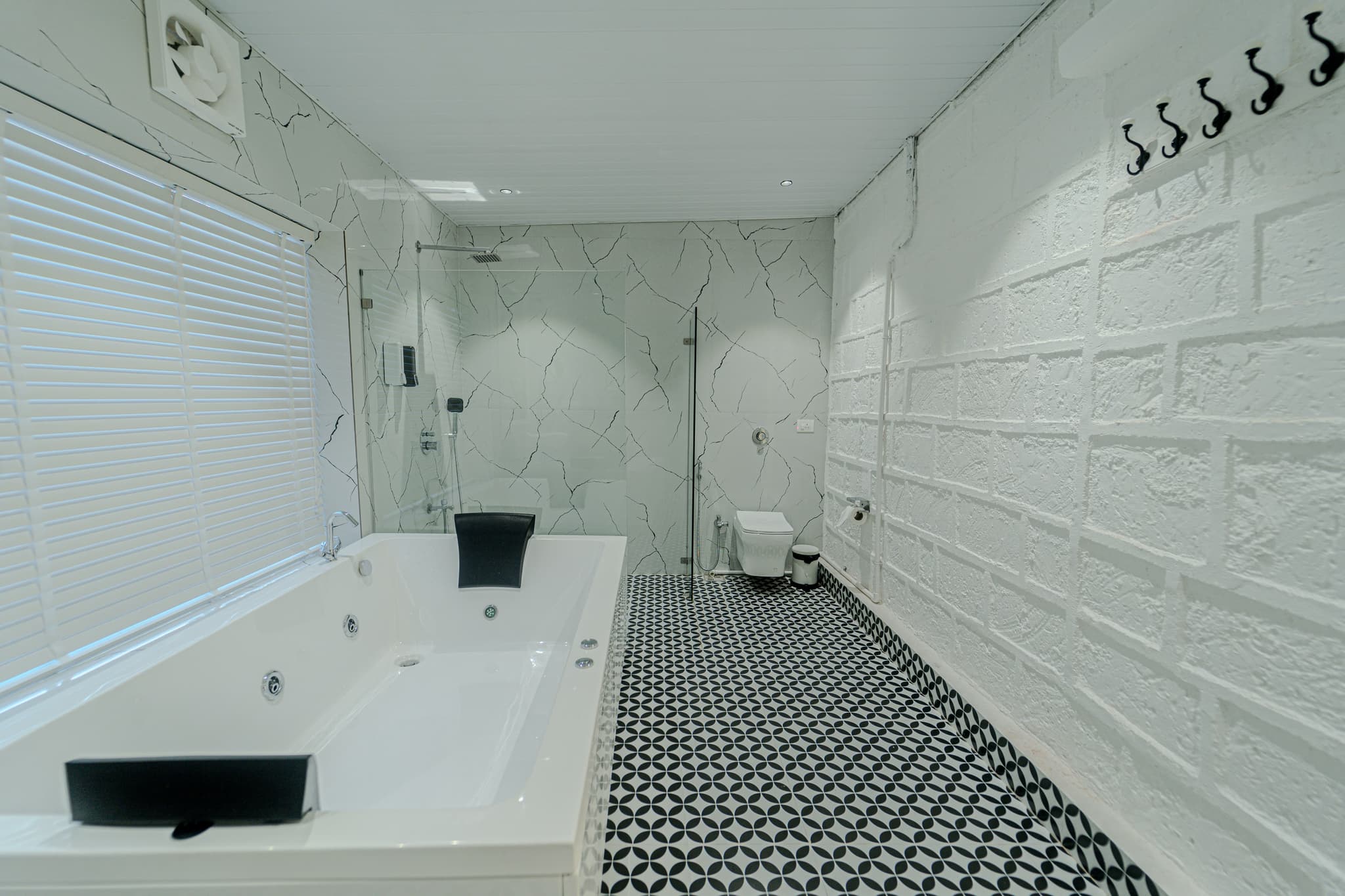Pearl White preview 3