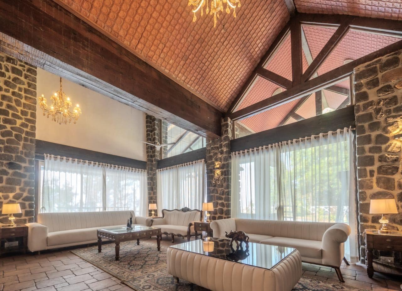 Casa White preview 3