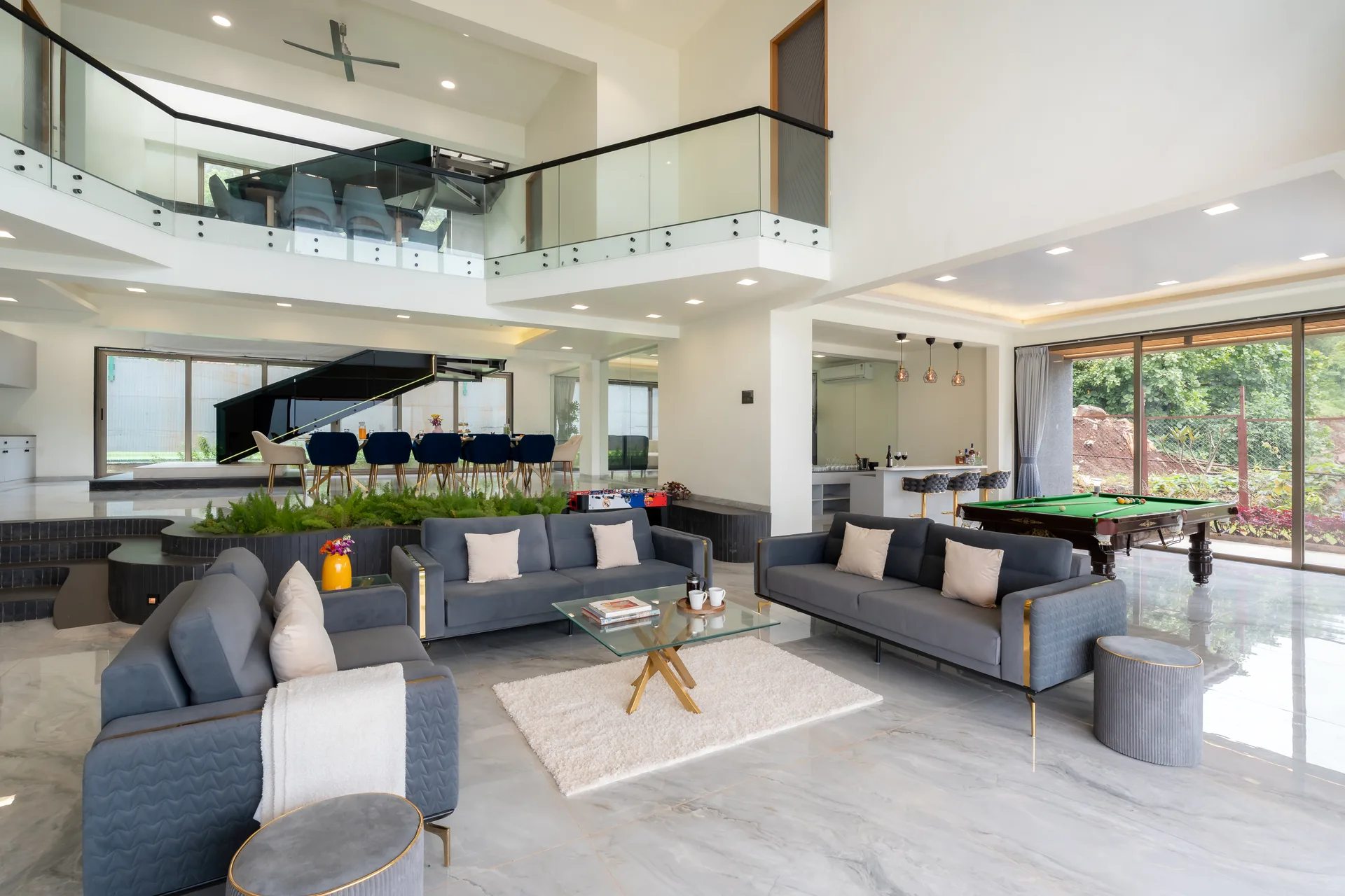 Green Atlas Green Atlas Villa Living Room (2)