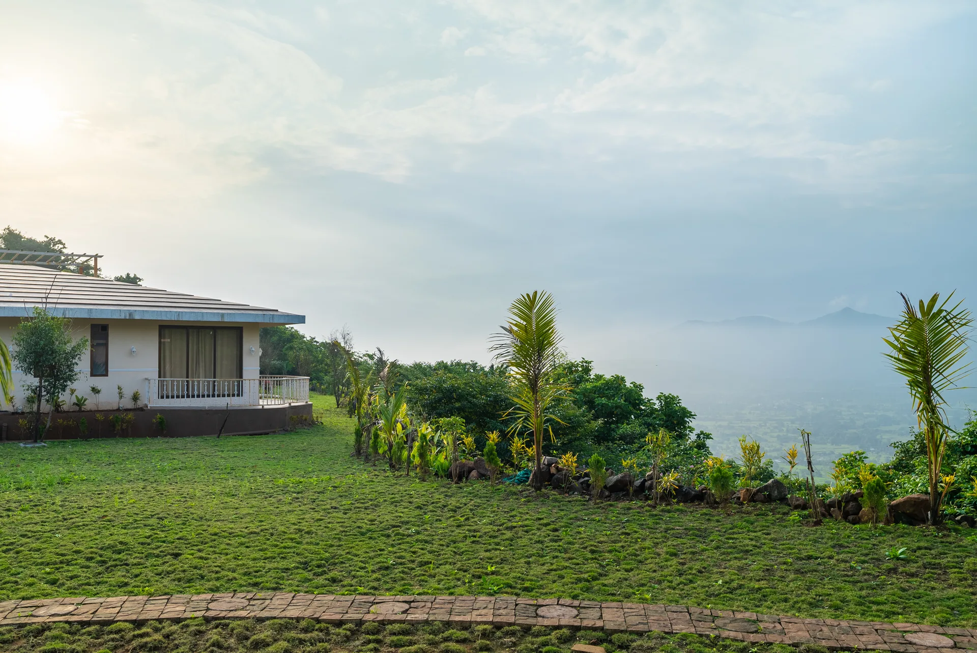 Montera Waters at a glance preview