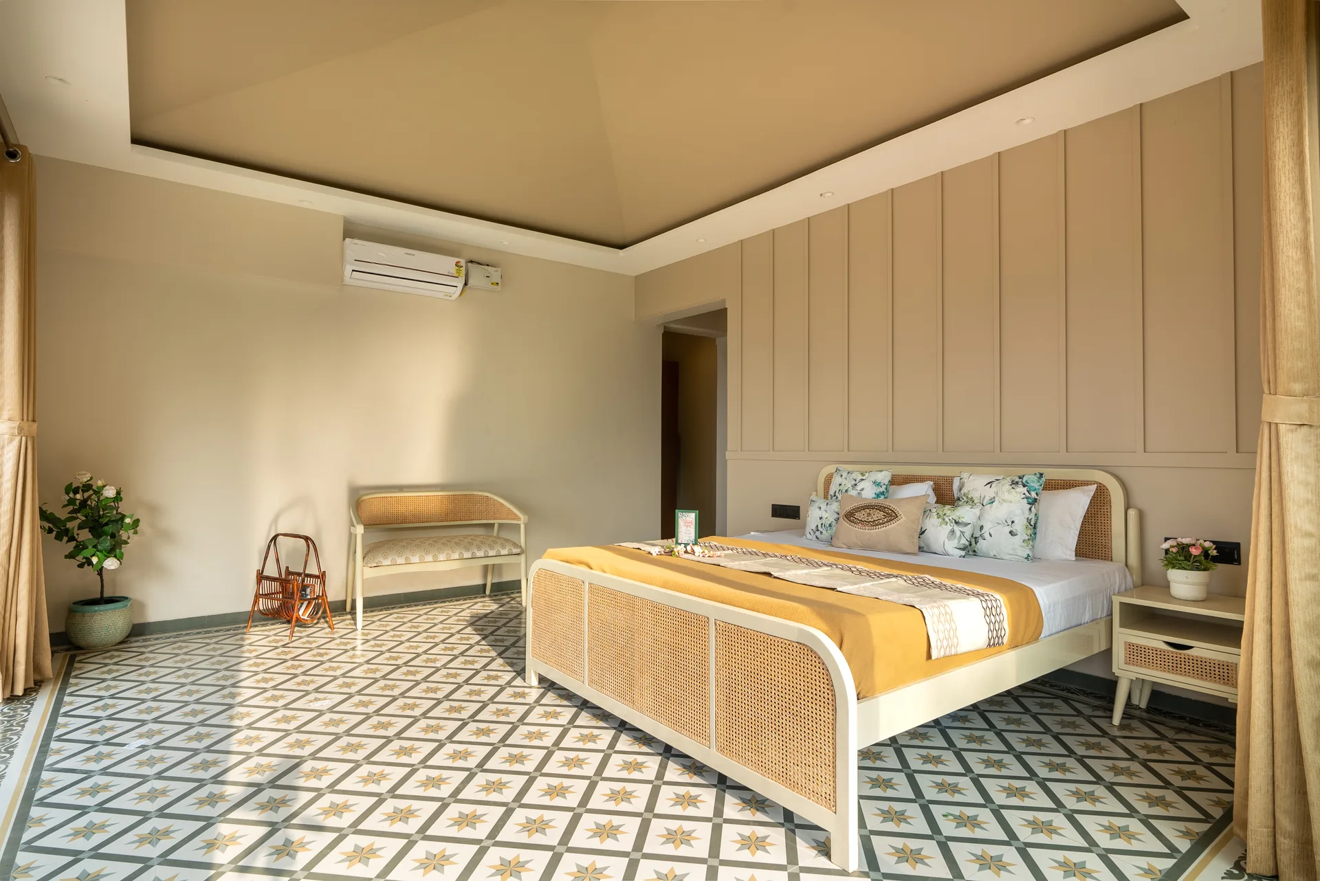 Montera Waters Montera Waters Bedroom (11)