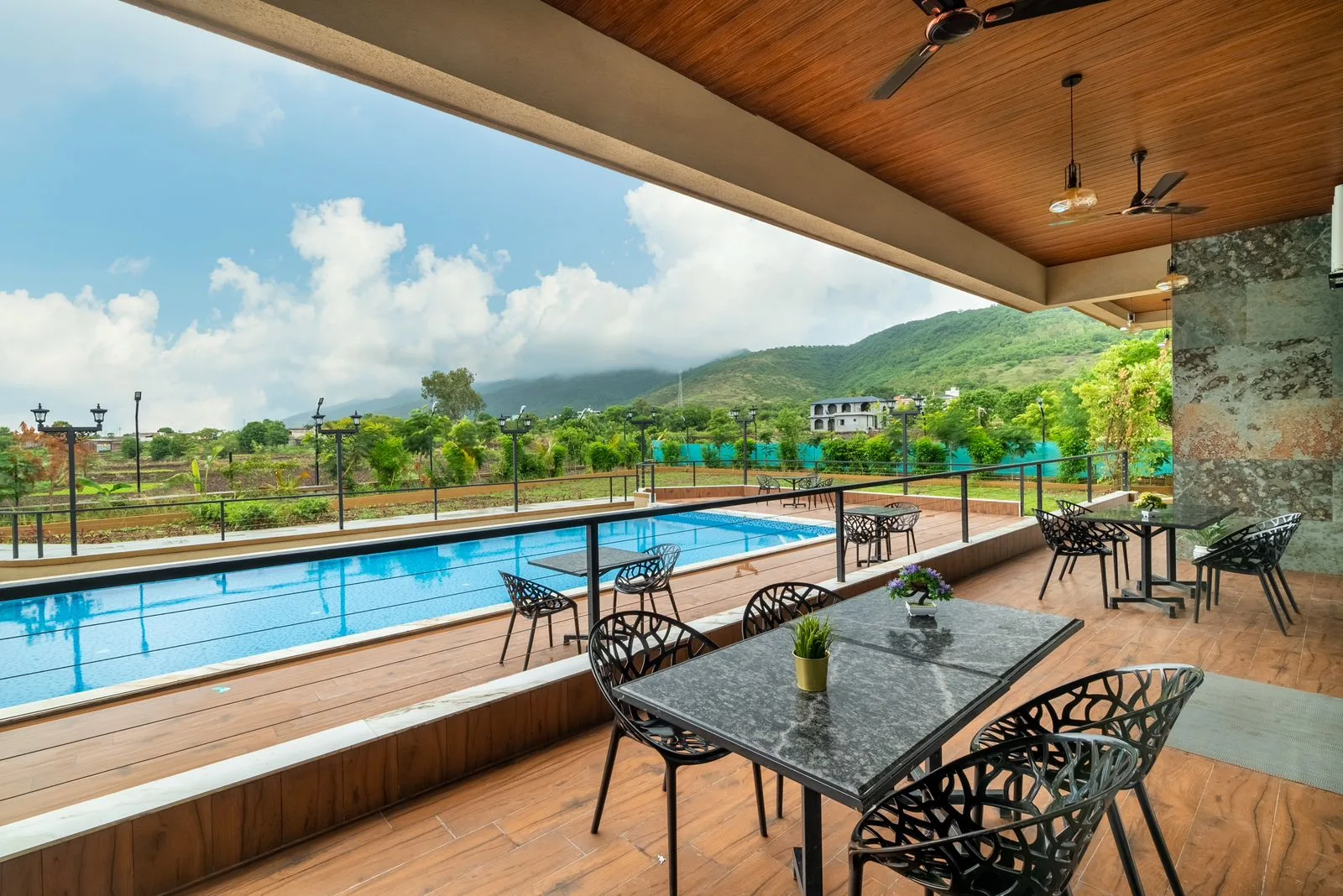 Green Farm Green Farms Swimming Pool (3)