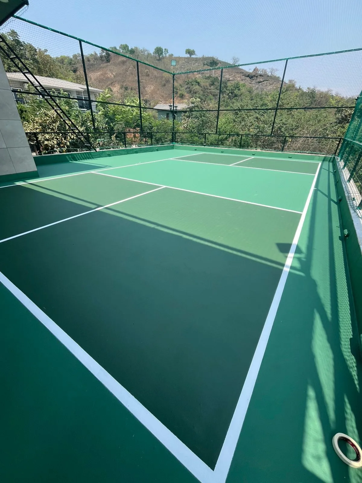 Nirvi Nirvi Paddle Court2