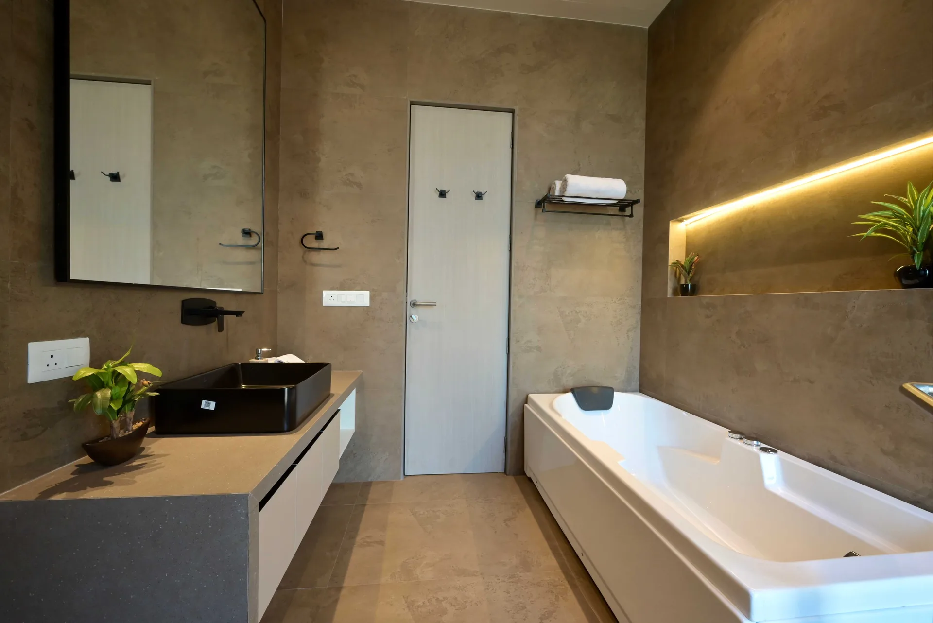 Leonore Villa Leonore Bathroom (7)