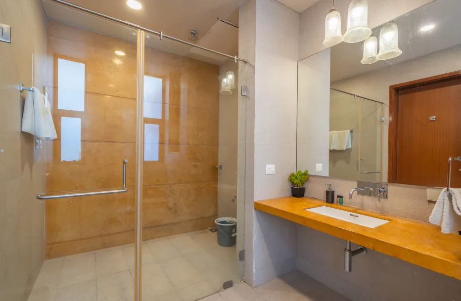 Green Palm 14