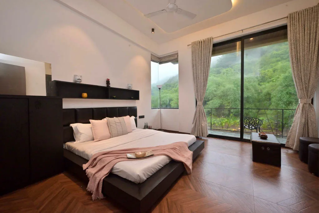 Star Meadows 1735833138672 74ba3443 e146 476b aee8 bf28d9e025455 BHK Luxury Villa Lonavala, With Turf 13