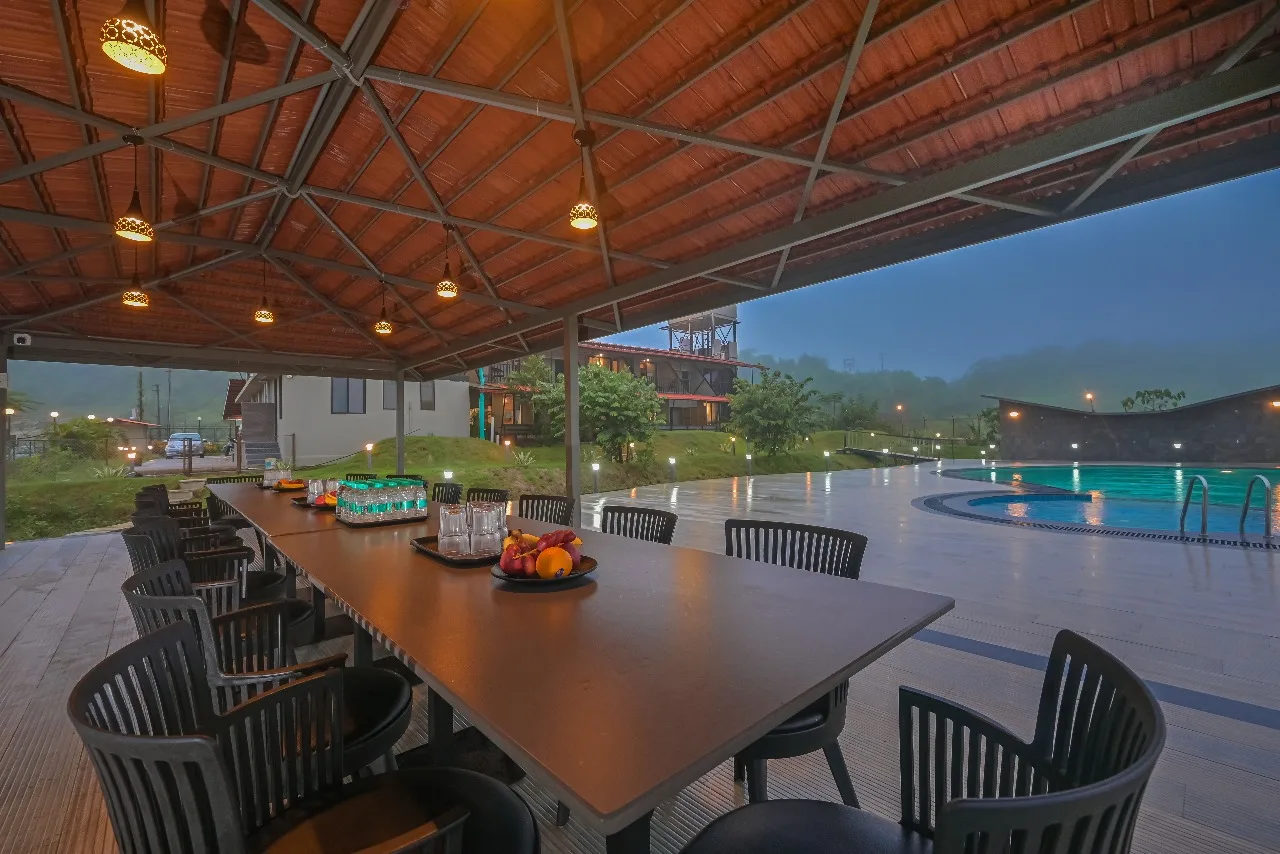 Nirvan Nirvan Luxe 10BHK Lonavala Outdoor Dining Area (2)