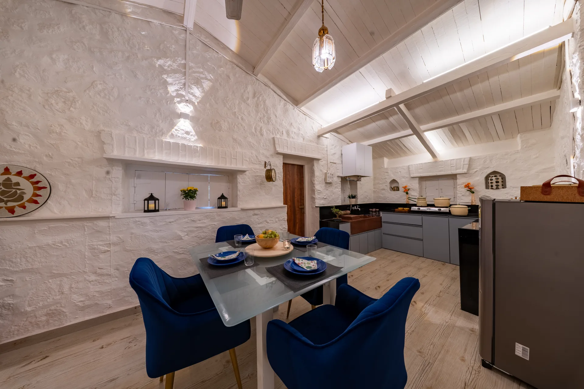 Coconut Grove Coconut Grove Kitchen (2)