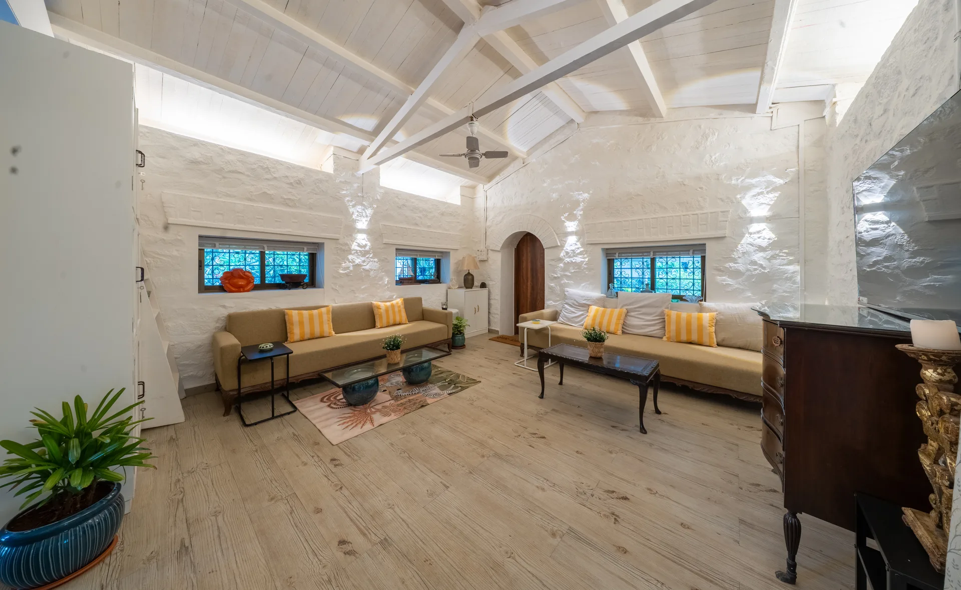 Coconut Grove Coconut Grove Living Room (4)
