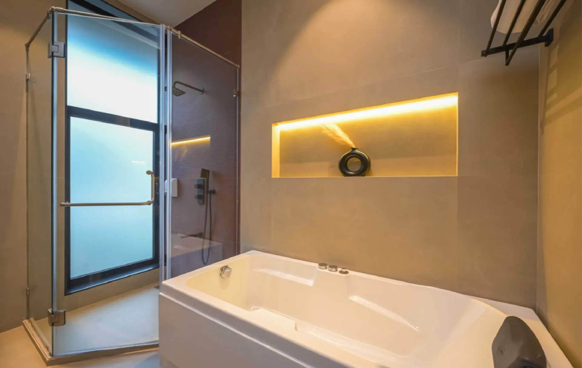 Stellar Casa Stellar Casa Bathtub (1)