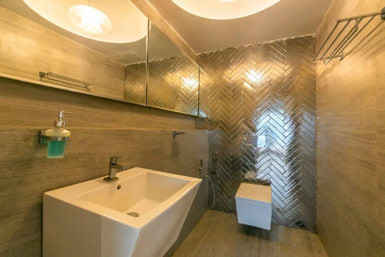 Moonridge Moonridge Bathroom (6)